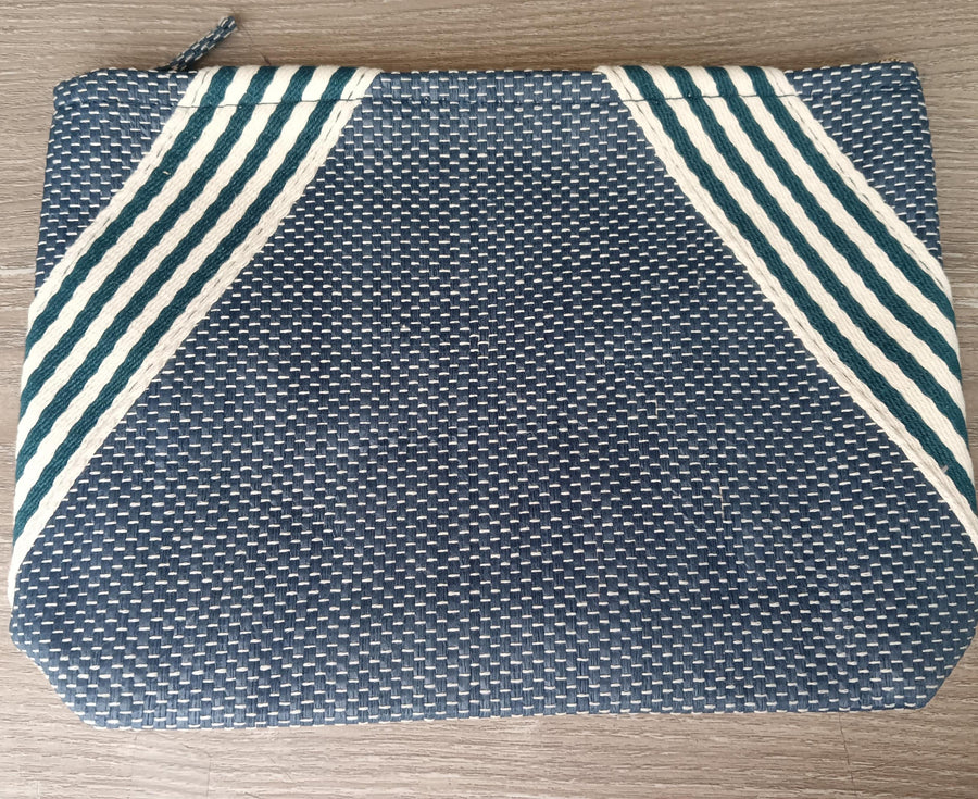 PLV URIAGE BARIESUN POUCH X1
