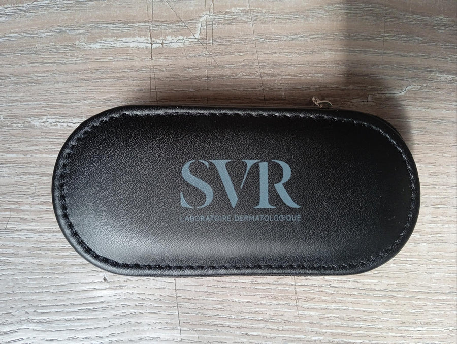 PLV SVR ESTUCHE DE MANICURA